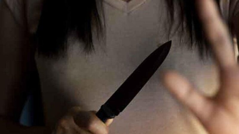 Bakıda ana qızını bıçaqladı