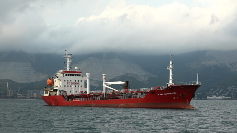 Qazaxıstan Qara dənizdə tankerlərə dron hücumlarından narahatdır