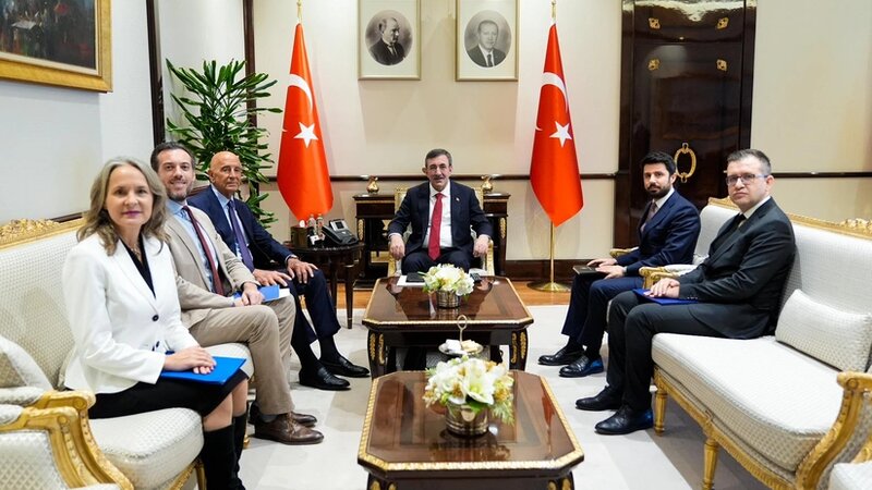 Türkiyə və ABŞ İrandakı vəziyyəti müzakirə etdi