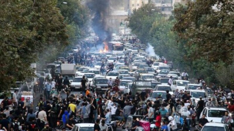 Əraqçi: Etirazçıların asılma yolu ilə cəzalandırılması gündəmdə deyil