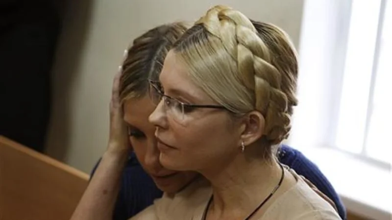 Məhkəmə Yuliya Timoşenko ilə bağlı qərar verdi