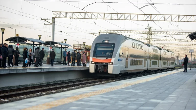 Abşeron dairəvi dəmir yolu üzrə qatarların hərəkət cədvəli yenilənir -