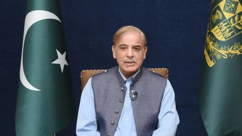 Tramp Şahbaz Şərifi Qəzza üzrə "Sülh Şurası"na dəvət etdi