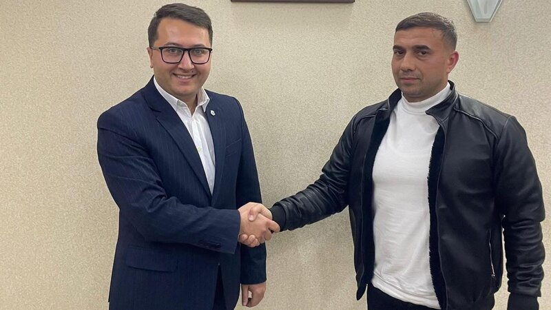 “Karvan-Yevlax” Azər Həşimova təzminat ödədi