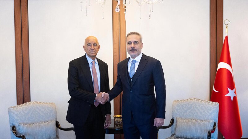 Hakan Fidan ABŞ prezidentinin Suriya üzrə xüsusi nümayəndəsi ilə görüşdü