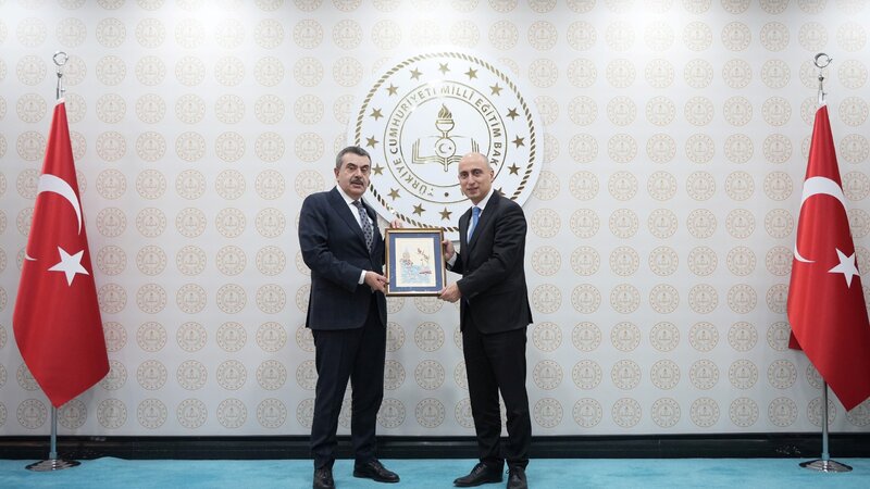 Emin Əmrullayev Türkiyənin milli təhsil naziri ilə görüşüb