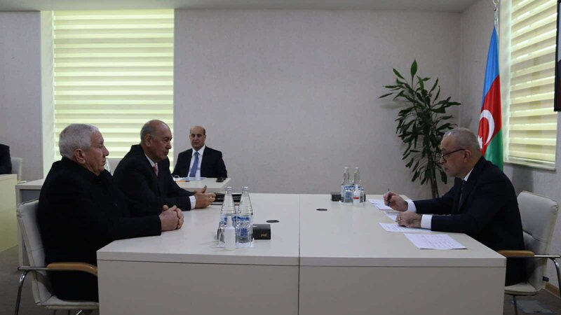 Zaur Mikayılov Ucar rayonunda vətəndaşlarla görüşdü -