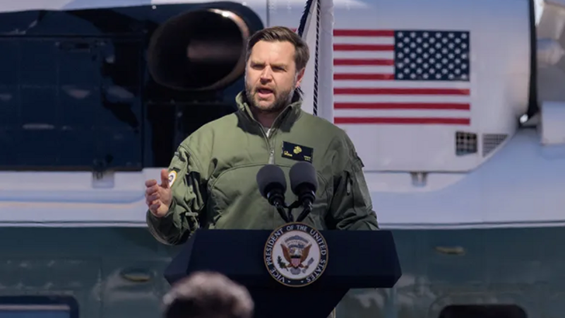 Vens: ABŞ Qrenlandiyanın resurslarına hüquq əldə etməlidir