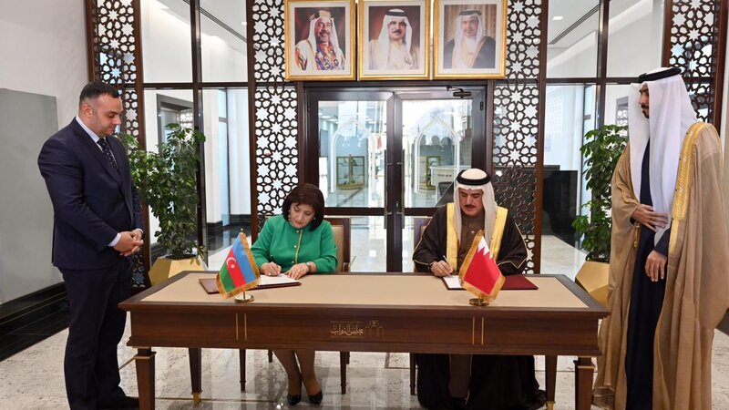 Milli Məclisin sədri və Bəhreyn Nümayəndələr Şurasının sədri Anlaşma Memorandumu imzaladı