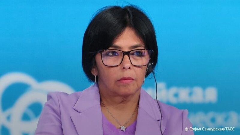 Rodrigez amerikalı nazirə cavab verib: Uyğunsuz və təhqiredici