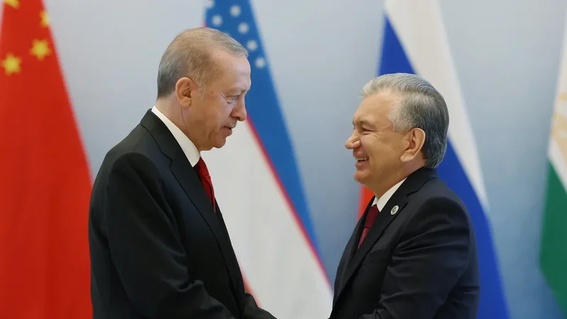 Şavkat Mirziyoyev Türkiyəyə səfər edəcək