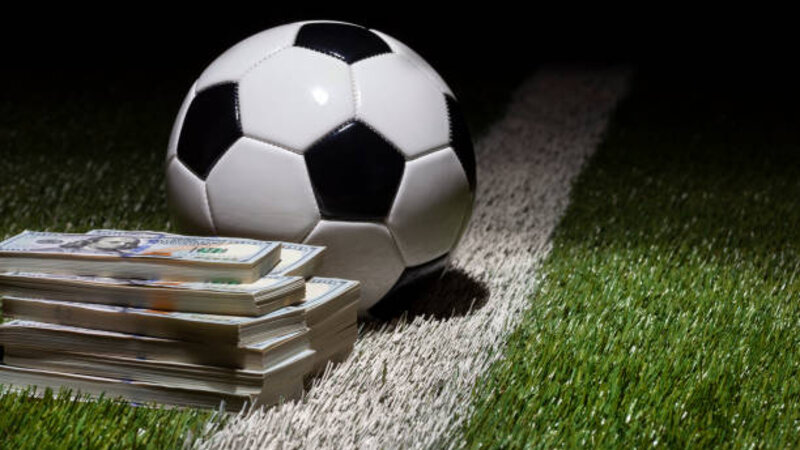 2025-ci ildə transferlərə 13 milyard dollardan çox pul xərclənib