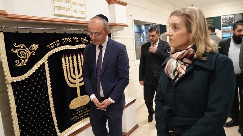 Emi Karlon: ABŞ Azərbaycanın yəhudi icmasına göstərdiyi hörməti yüksək qiymətləndirir