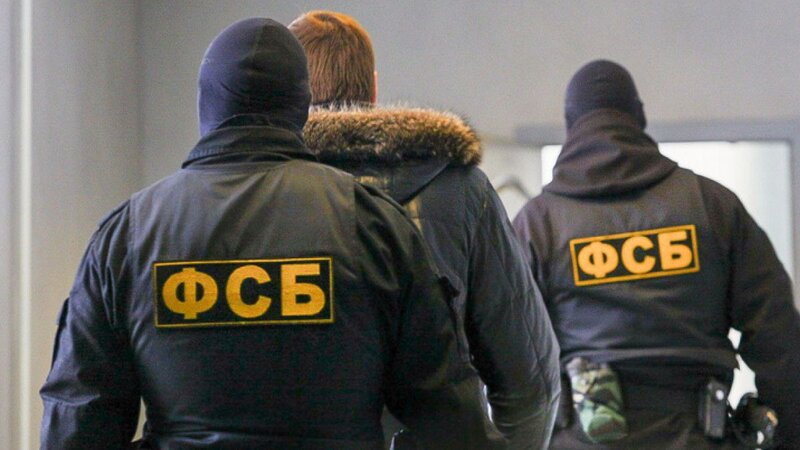 Sankt-Peterburqda Rusiya hərbçisinə sui-qəsd cəhdinin qarşısı alındı