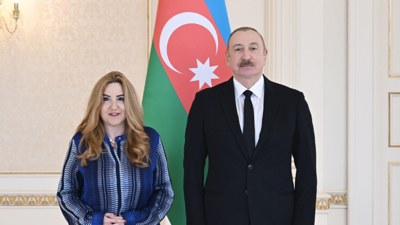 İlham Əliyev Yunanıstanın ölkəmizdə yeni təyin olunmuş səfirini qəbul etdi -