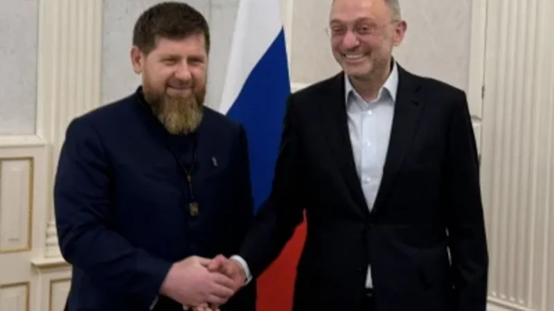 Kadırov bir il öncə düşmən elan etdiyi Kərimovla barışdı