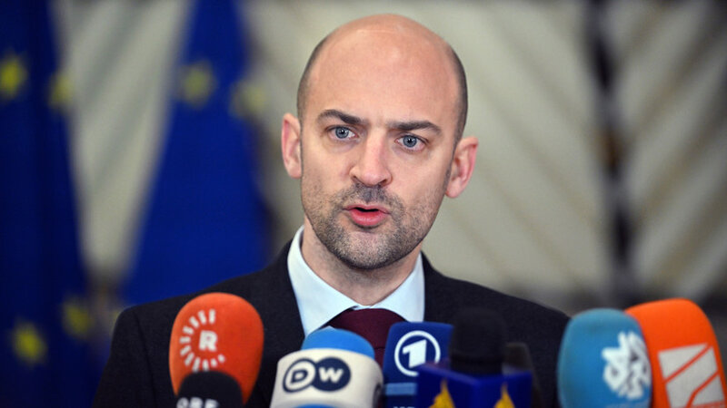 Fransanın XİN rəhbəri Aİ-ni Rusiya ilə birbaşa əlaqə yaratmağa çağırıb