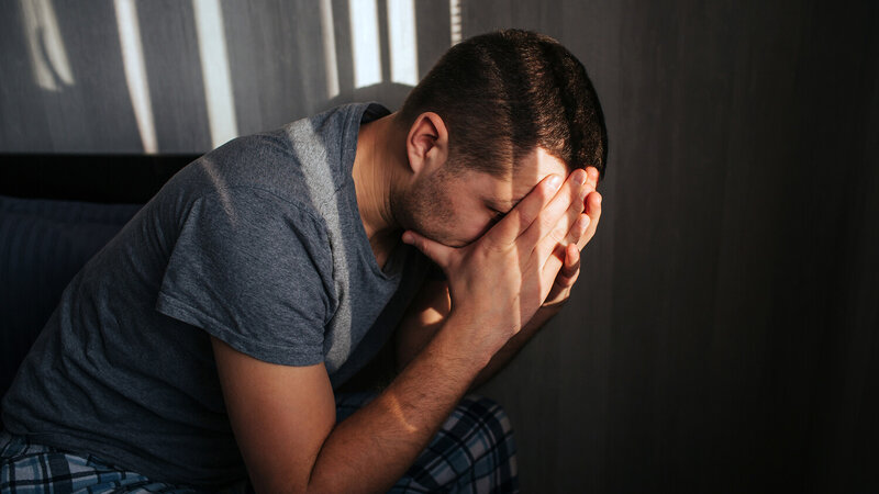 Bakıda dəfələrlə məhkum olunmuş 54 yaşlı kişi evdə anasına işgəncə verdi –