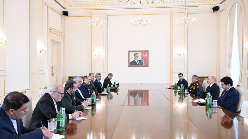 Prezident İlham Əliyev İranın müdafiə və silahlı qüvvələrə dəstək nazirini qəbul edib