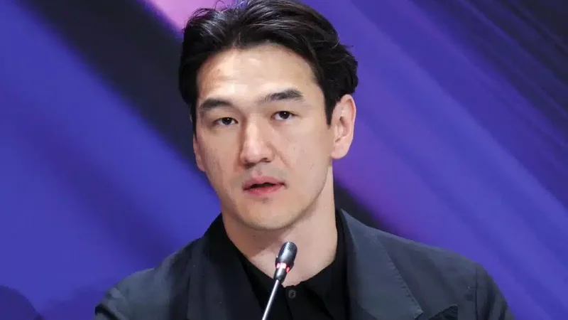 Qazaxıstanlı komediyaçının Rusiyaya girişi 50 il qadağan edildi