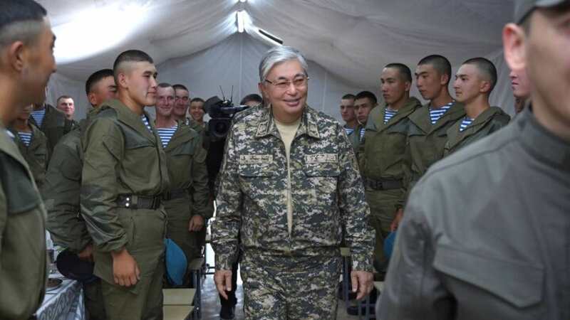 Qazaxıstan lideri Baş Qərargah rəisinə tapşırıqlar verdi