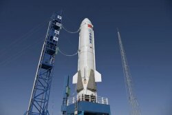 Çin təkrar istifadə edilə bilən gəmini kosmosa göndərdi