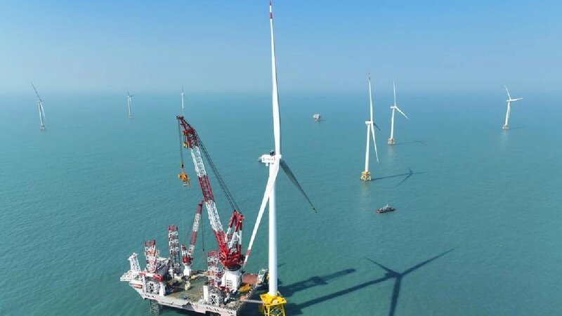 Çin dünyanın ən böyük dəniz külək turbinini şəbəkəyə qoşub