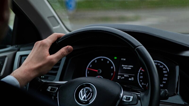 "Volkswagen" Avropada elektromobil satışlarında lider olub