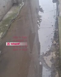 Sabunçuda kanalizasiya suları küçəni basdı -