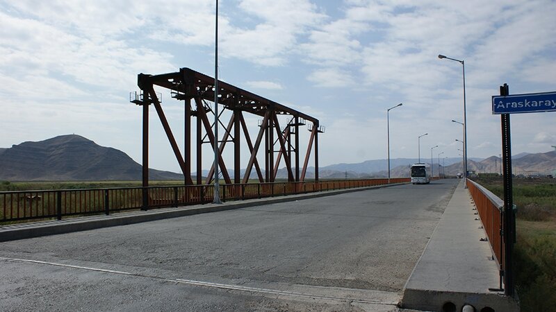 Ermənistan Türkiyə ilə sərhəddə gömrük postunu hazır vəziyyətdə saxlayır