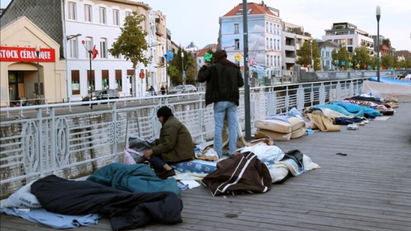 Böyük Britaniya–Fransa deportasiya proqramı üzrə ciddi pozuntular üzə çıxıb