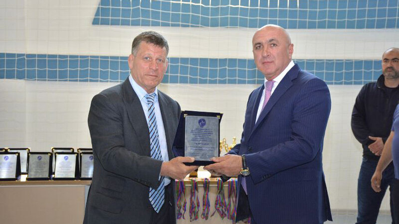 “RR Constructions”da iki milyon manatın çəkişməsi