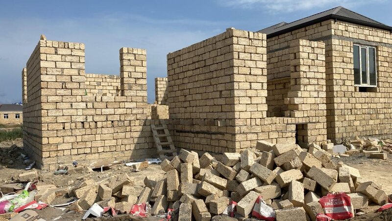 Abşeronda qanunsuz aparılan tikinti işləri dayandırıldı -