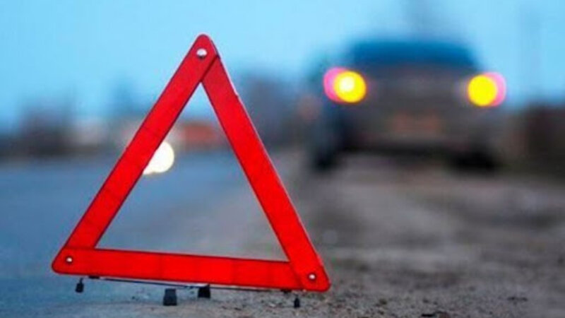 Mingəçevirdə mikroavtobusun sürücüsü sükan arxasında ölüb