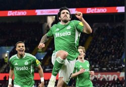 “Nyukasl” Bakı səfəri öncəsi qələbə qazandı