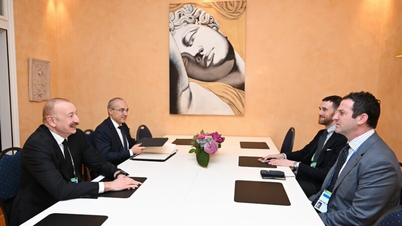 İlham Əliyev Münxendə “The Goldman Sachs Group Inc.” şirkətinin nümayəndəsi ilə görüşüb