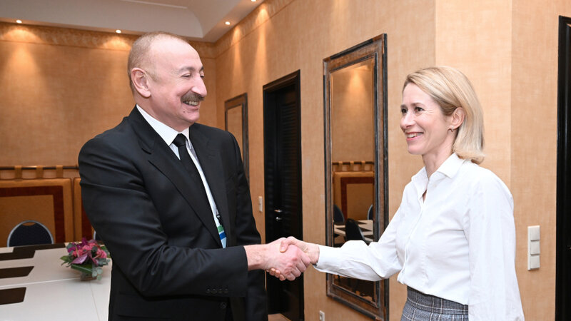 İlham Əliyev Münxendə Kaya Kallasla görüşdü -