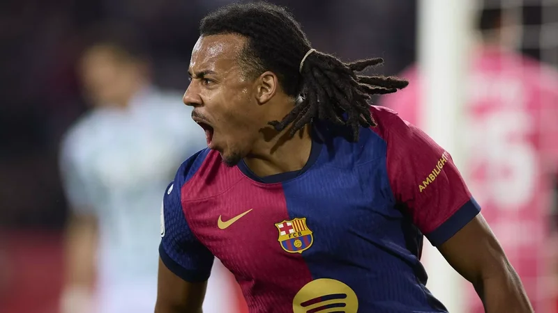 "Real Madrid" "Barselona"nın müdafiəçisi ilə maraqlanır