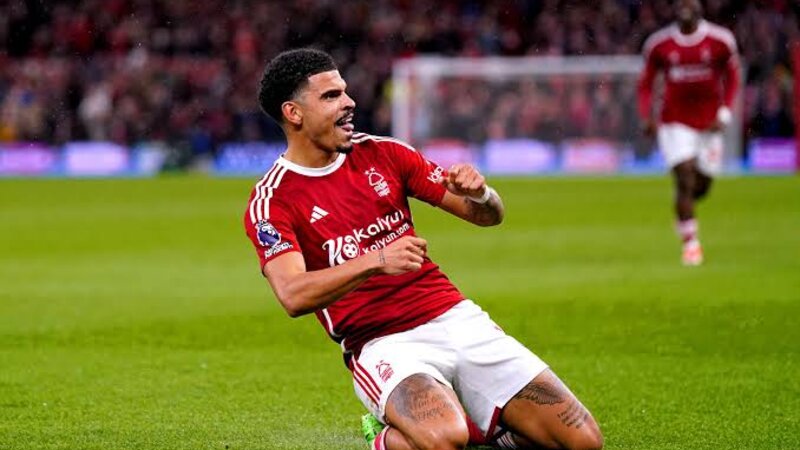 “Nottingem Forest”in futbolçusu “Mançester Siti”yə keçə bilər