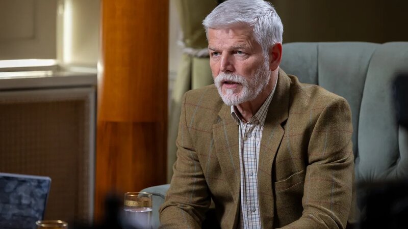 Çexiya prezidenti Ukraynaya verilən silah-sursatın həcmini açıqladı