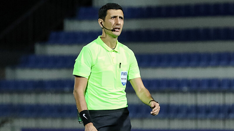 Əliyar Ağayev UEFA Konfrans Liqasının pley-off oyununu idarə edəcək