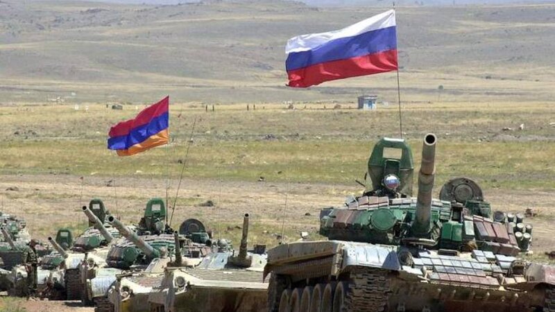 İrəvan Türkiyə ilə sərhədin açılmasını, Rusiya bazasının Ermənistandan çıxarılmasını istəyir