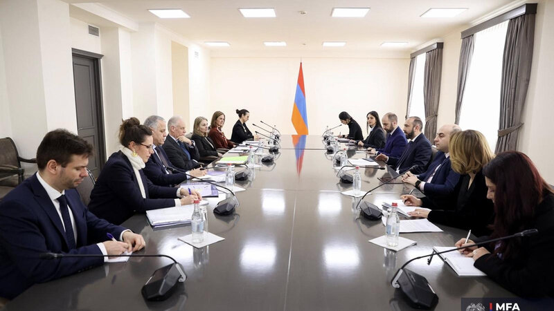 Mirzoyan Kupmanla Ermənistan-Azərbaycan normallaşma prosesini müzakirə etdi