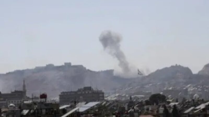 İsrail Suriyanın cənubunu atəşə tutdu