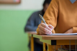 DİM: 3 nəfər imtahandan xaric olundu