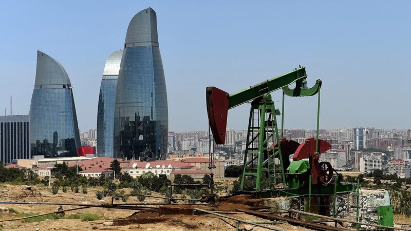 Azərbaycan 2026-cı ilə əsas iqtisadi göstəricilərdə azalma ilə daxil olub -