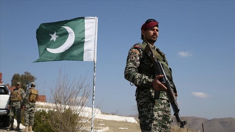 Pakistan Əfqanıstandakı terrorçu düşərgələrinə zərbə endirdi: