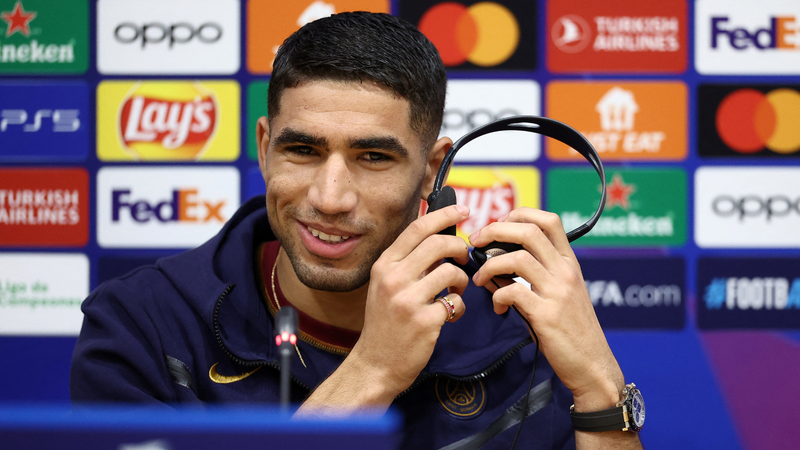 Əşrəf Hakimi zorlama ittihamı ilə hakim qarşısına çıxarılır