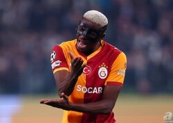 Osimhen üçün 120 milyonluq təklif