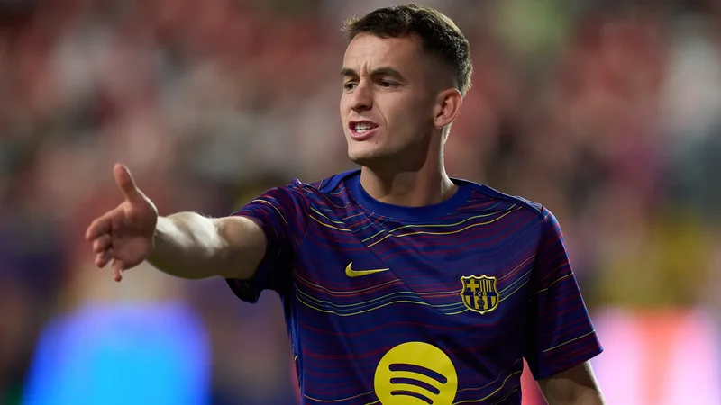 "Barselona" futbolçusu ilə müqaviləni yeniləyir